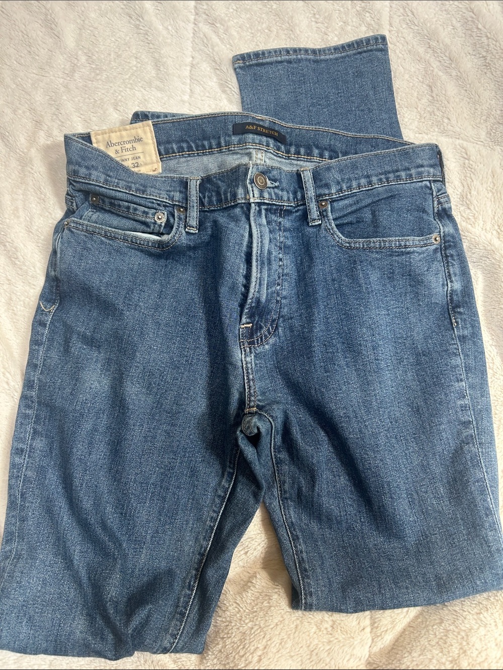 Abercrombie & Fitch Men's Medium Blue Relaxed Fit Jeans